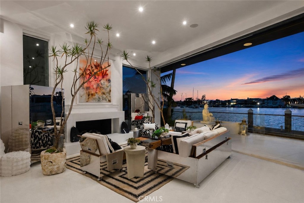 87 Linda, Newport Beach CA 92660 - Photo 7
