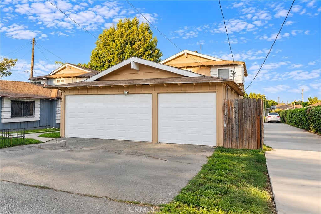 2522 Strathmore
