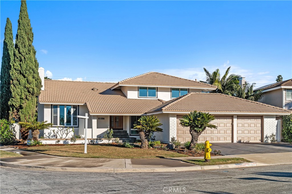 15362 De Paul Street