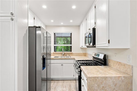 Photo of 18183 Sundowner Way #851, Canyon Country, CA 91387 (MLS # SR26128510)