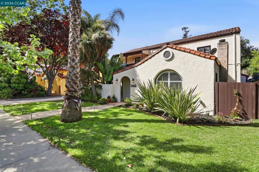 Photo of 1975 Lincoln Avenue Ave, San Jose, CA 95125 (MLS # 41131298)