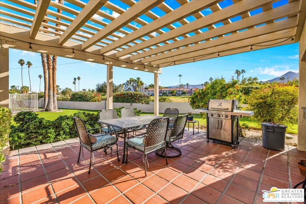 Tahquitz Creek Villas - Residential