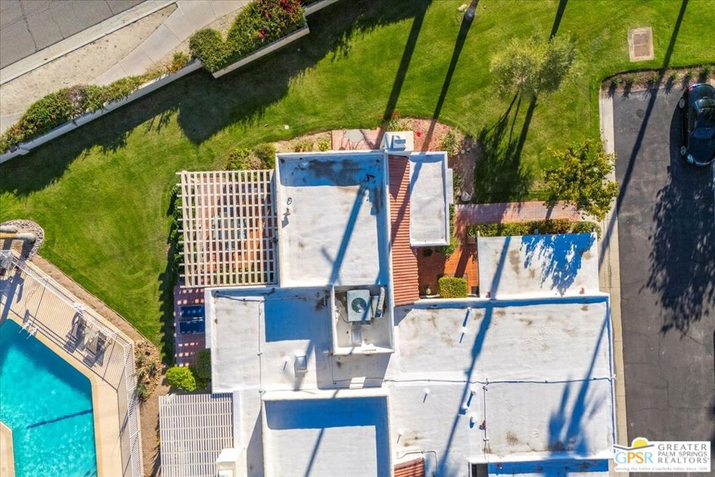 Tahquitz Creek Villas - Residential