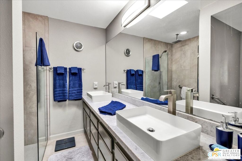 Tahquitz Creek Villas - Residential