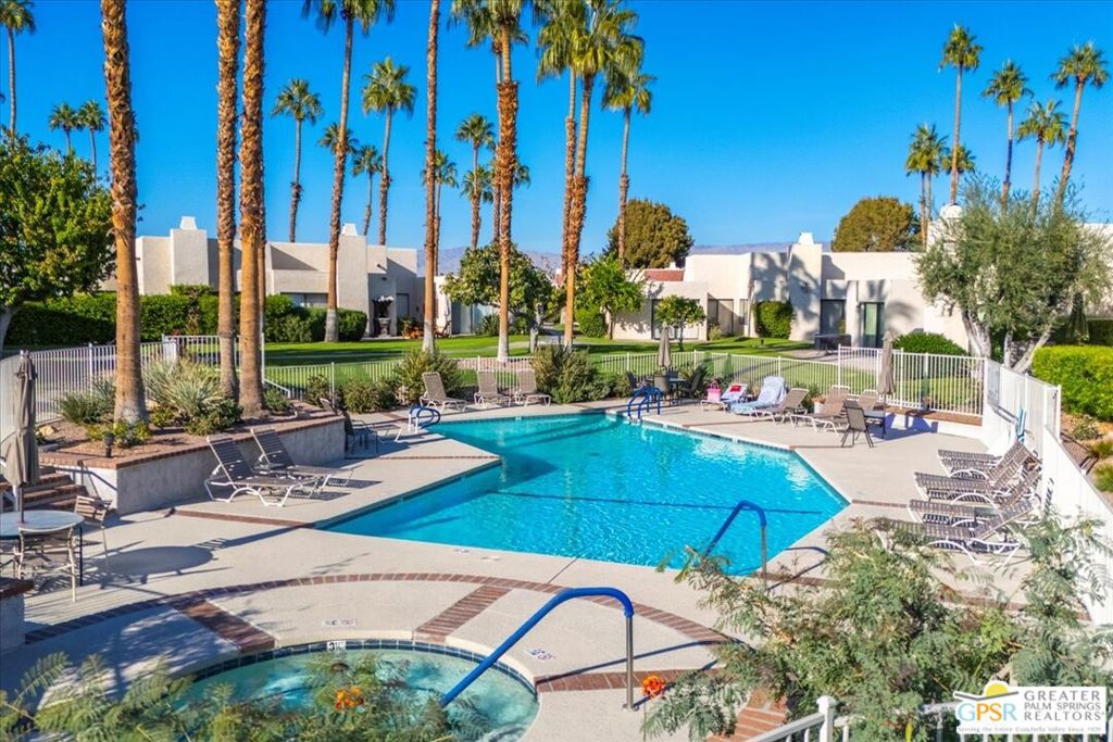 Tahquitz Creek Villas - Residential