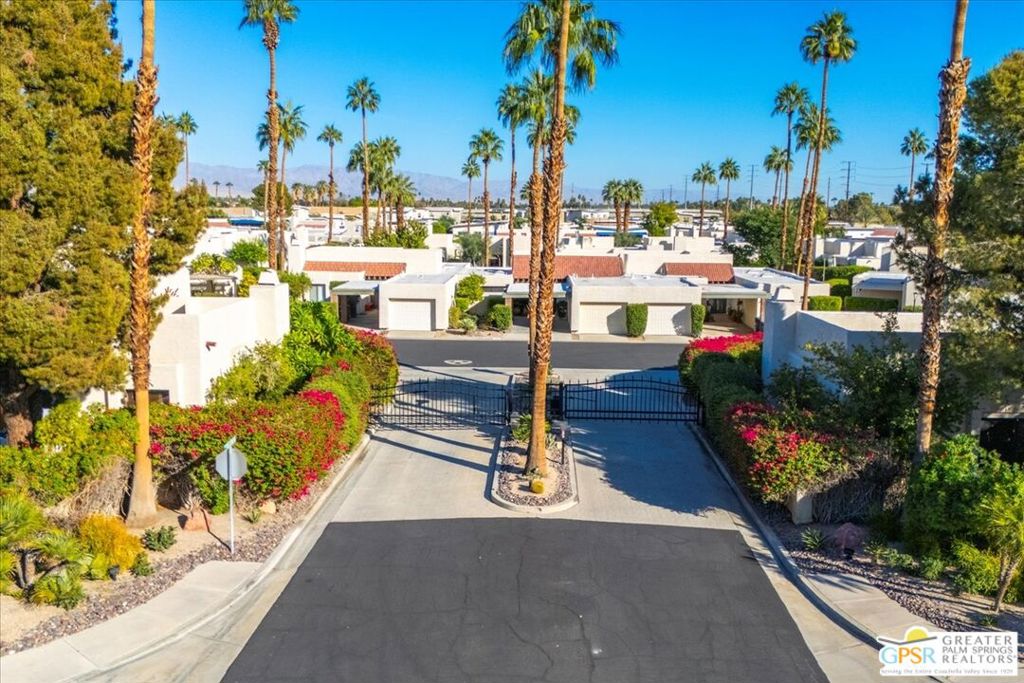 Tahquitz Creek Villas - Residential