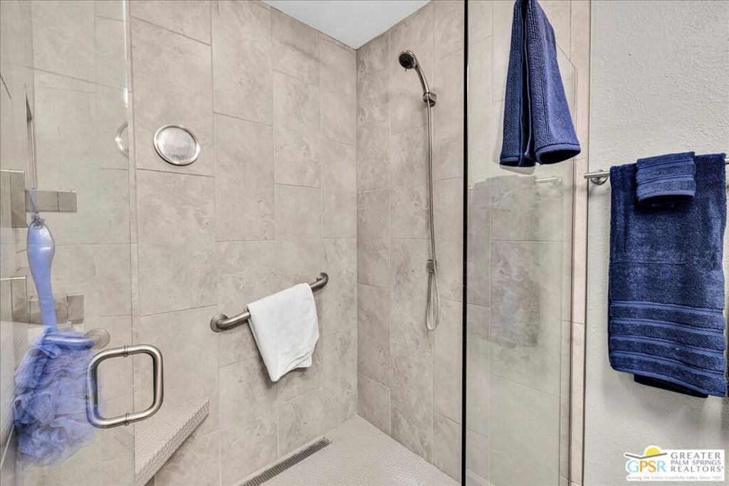 Tahquitz Creek Villas - Residential