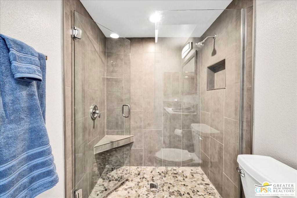 Tahquitz Creek Villas - Residential