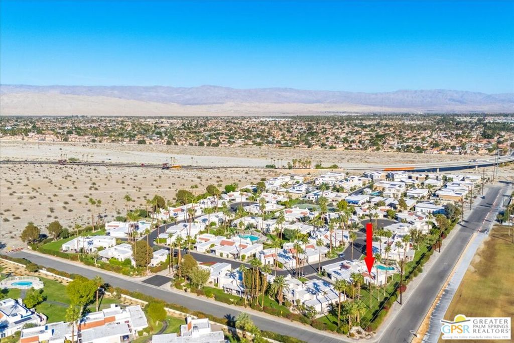 Tahquitz Creek Villas - Residential