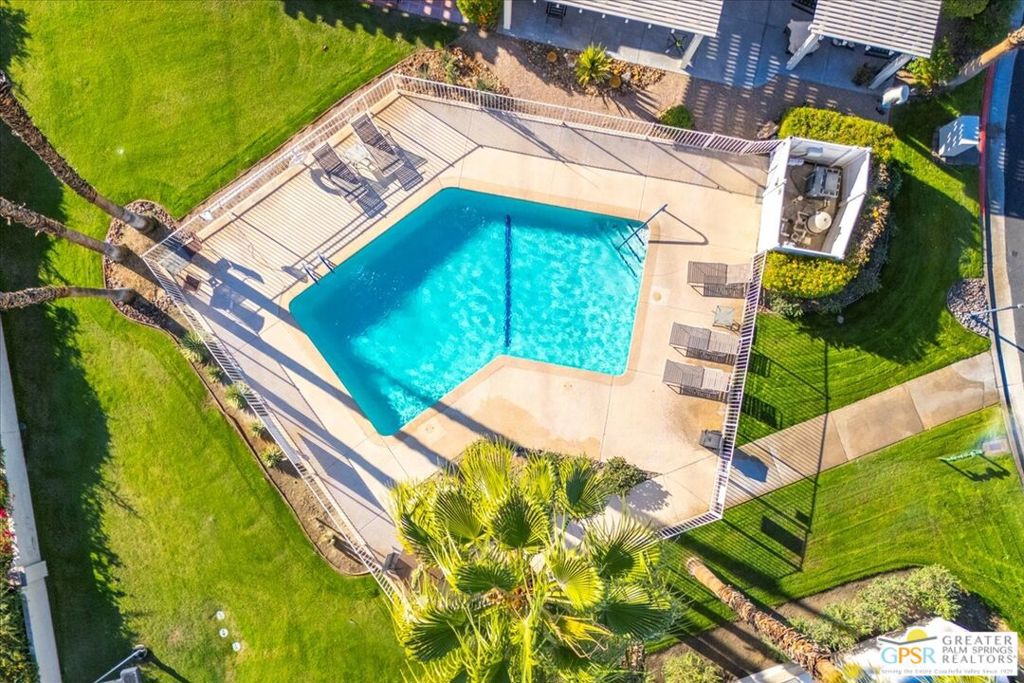 Tahquitz Creek Villas - Residential