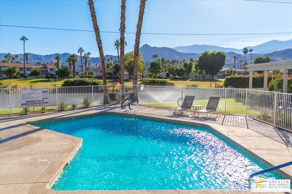 Tahquitz Creek Villas - Residential