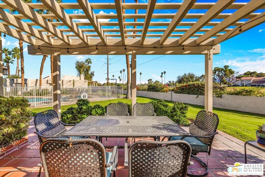 Tahquitz Creek Villas - Residential