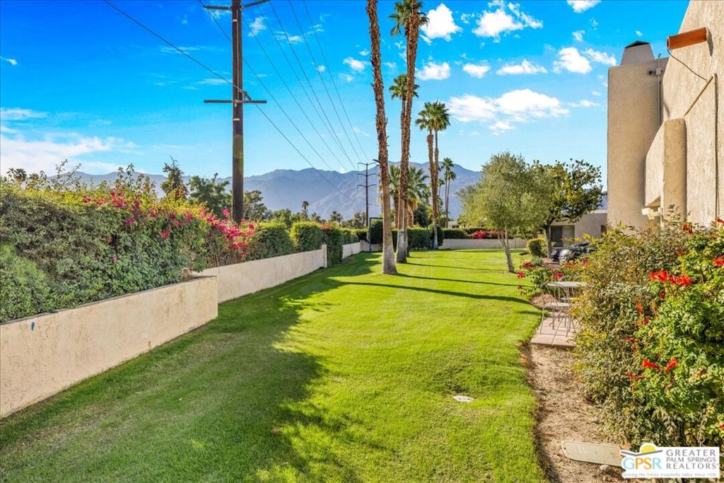 Tahquitz Creek Villas - Residential