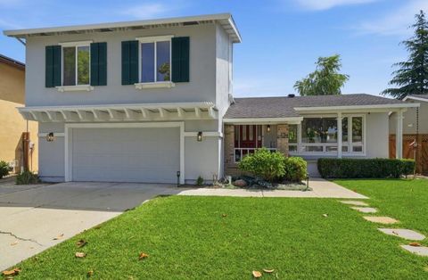 Photo of 6346 Camino Verde Drive, San Jose, CA 95119 (MLS # ML82046348)