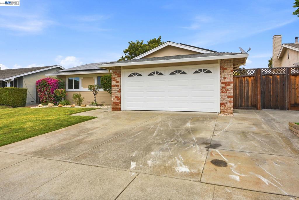 34446 Helston Pl.
