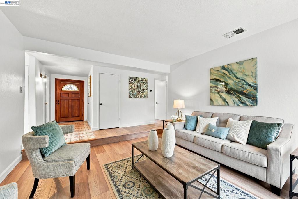 34446 Helston Pl.