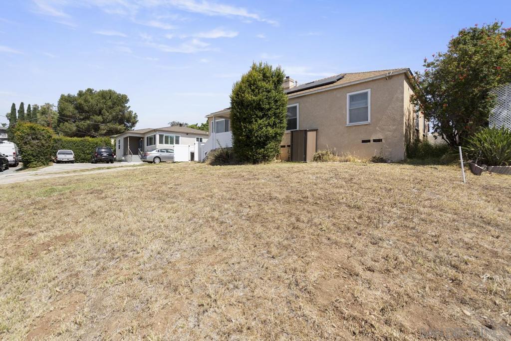 1537 Drexel Dr.