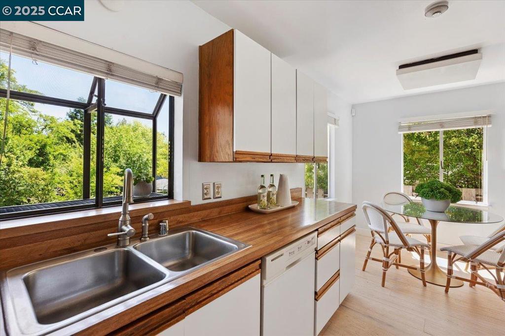 CLAREMONT - Residential