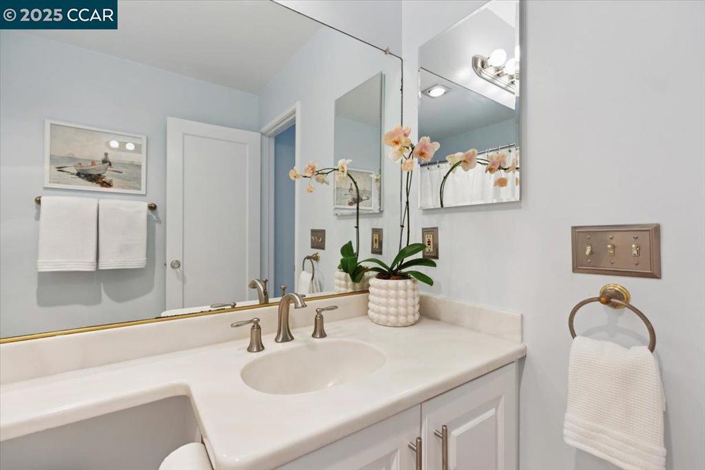 CLAREMONT - Residential