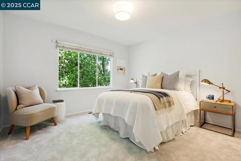 CLAREMONT - Residential