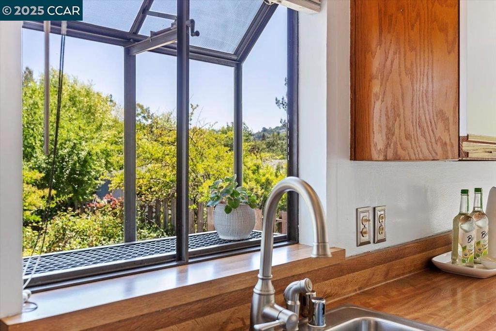 CLAREMONT - Residential