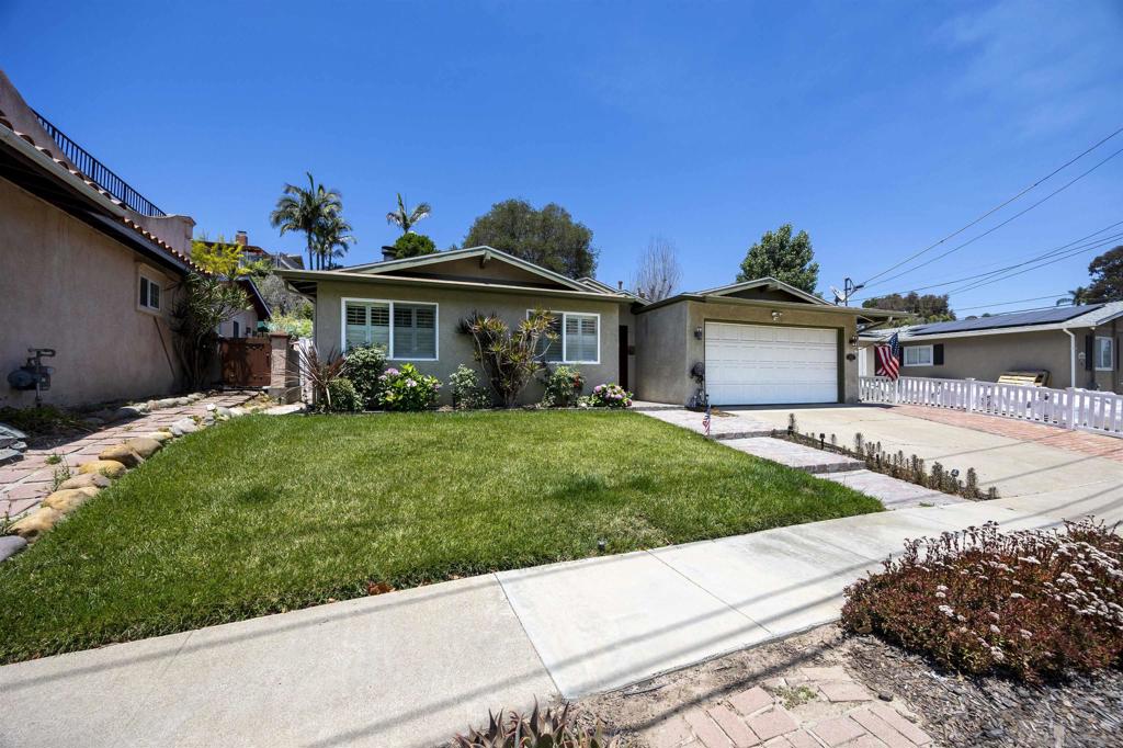 4582 Chateau Drive