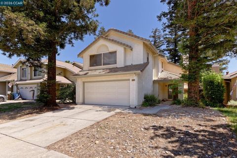 Photo of 4889 Knollcrest Dr DR, Antioch, CA 94531 (MLS # 41133952)
