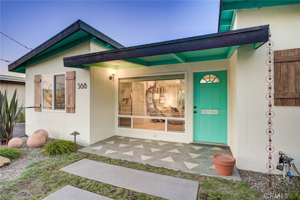 568 Seabright Avenue