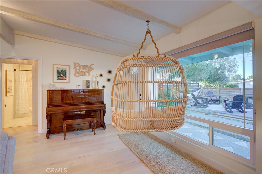 568 Seabright Avenue