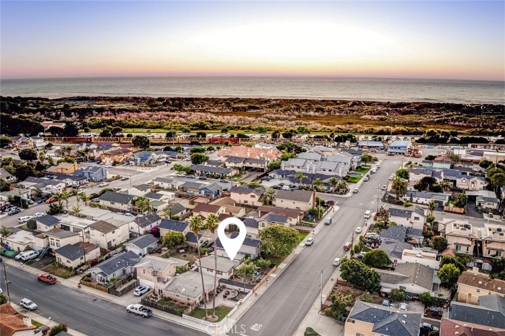 568 Seabright Avenue