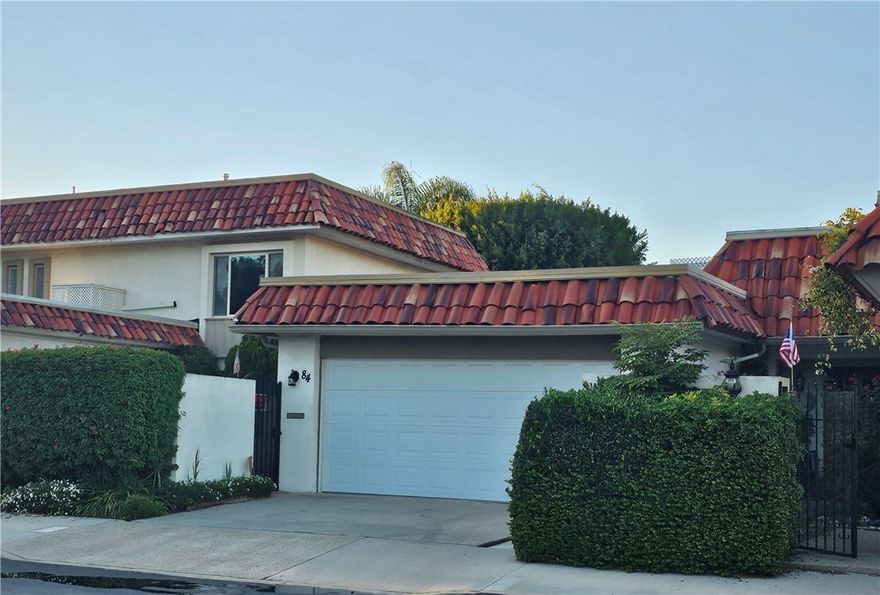 ROOM AVAILABLE FOR RENT in a 2br/2ba condo located in the desirable area of University Park which is one of the most sought after  community of the City of Irvine. Tenant will have a private separate entrance which goes directly to the Master's Bedroom suite. The room is furnished with a brand new queen sized bed, a love seat, and brand new refrigerator, microwave and TV. Tenant will also have access to own private en-suite bathroom, outside patio, access to kitchen and in home laundry facility. Parking is on the private street of the building. Located in the area with all of the Blue Ribbon Irvine Schools. Approximately 2.8 miles to University of California Irvine (UCI), 2 miles to Concordia University and 3.7 miles to Irvine Valley College. Easy access to the 405 and 5 freeways. Close to shops and is 5.5 miles to the wonderful Irvine Spectrum. Rent includes all utilities and WIFI.