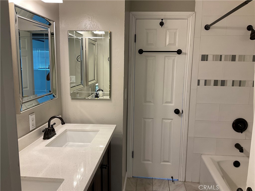 La Habra Heights Estates (LHTE) - Residential Lease