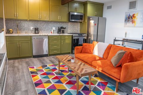 Photo of 1933 Lemoyne St #B, Los Angeles, CA 90026 (MLS # 26678301)