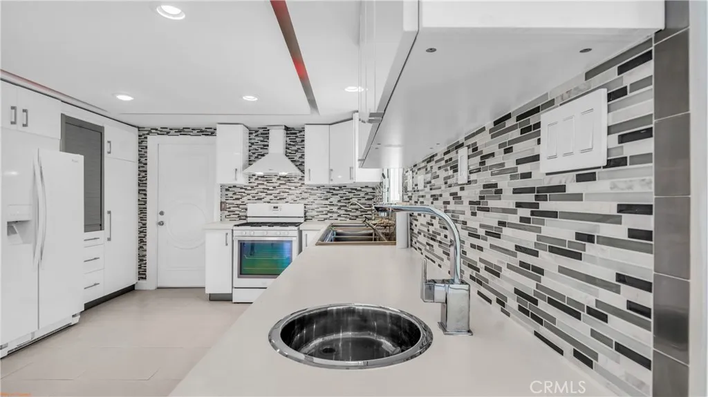 Palm Springs, California 92264, United States, 1 Bedroom Bedrooms, ,2 BathroomsBathrooms,Residential,Active,147398