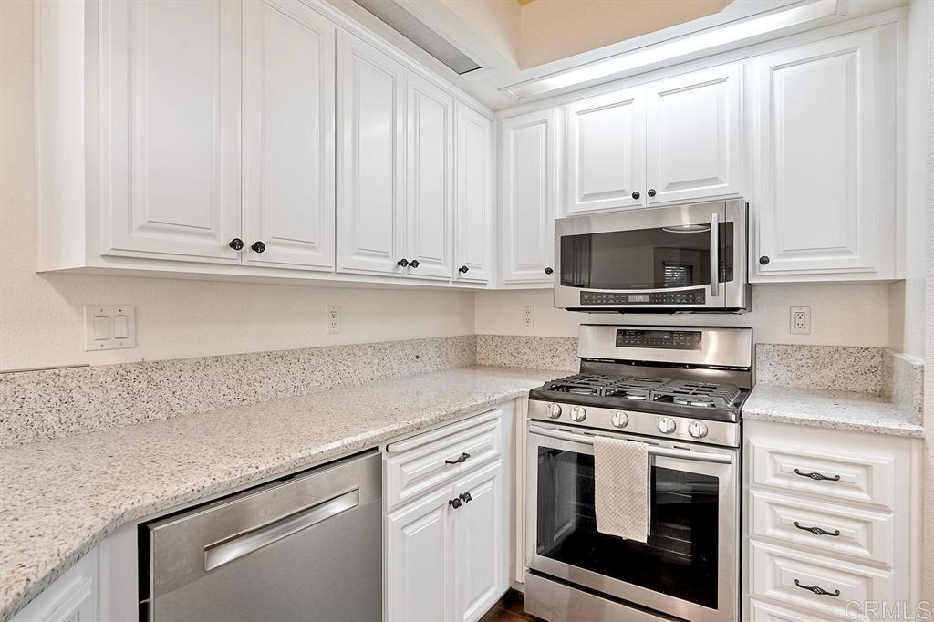5251 Hubbert St