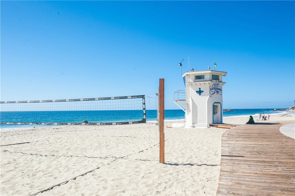 Main Beach (BCH) - Residential Lease