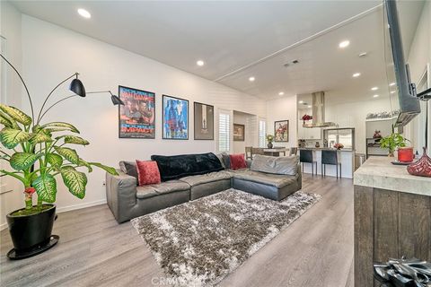 Photo of 800 E 27th St, Los Angeles, CA 90011 (MLS # IG26044181)