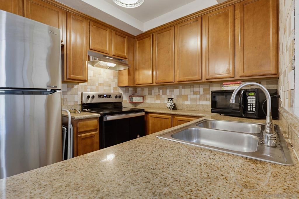 432 Edgehill Ln 3