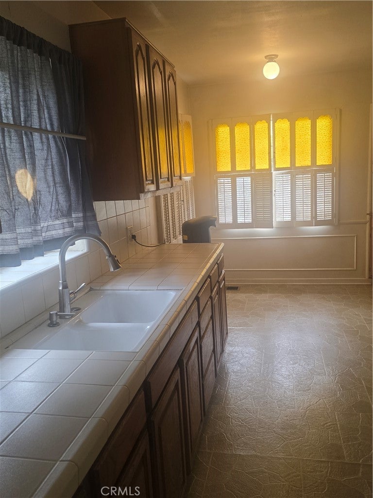 1760 Grandview