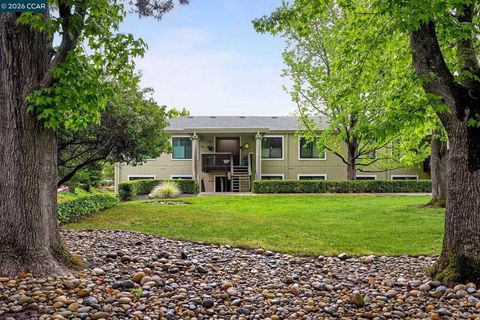 Photo of 1145 Leisure Ln Ln #2, Walnut Creek, CA 94595 (MLS # 41130899)