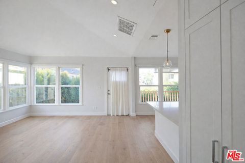 Photo of 955 9TH Street #955, Santa Monica, CA 90403 (MLS # 26657727)