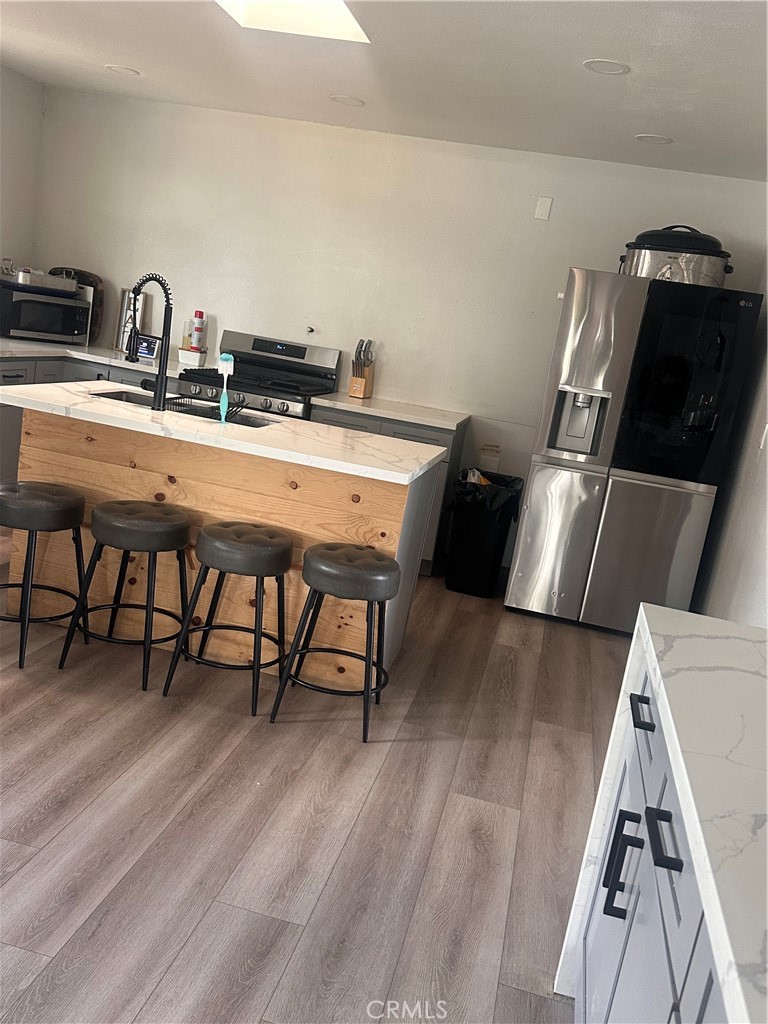 205 W Linfield