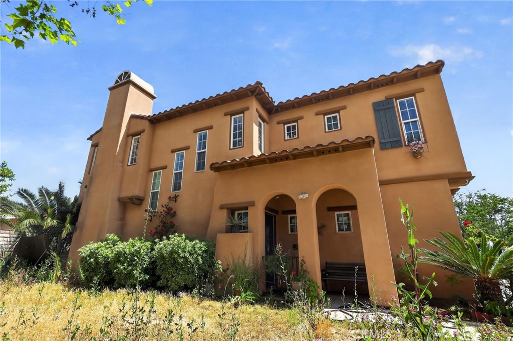 1350 S Towne