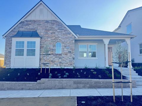 Photo of 3058 El Capitan Drive, Marina, CA 93933 (MLS # ML82029724)