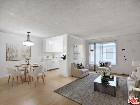 Photo of 440 Raymond Avenue #7, Santa Monica, CA 90405 (MLS # 25628871)