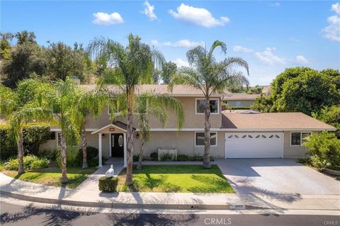 Photo of 5869 Eilat Place, Woodland Hills, CA 91367 (MLS # SR25141363)
