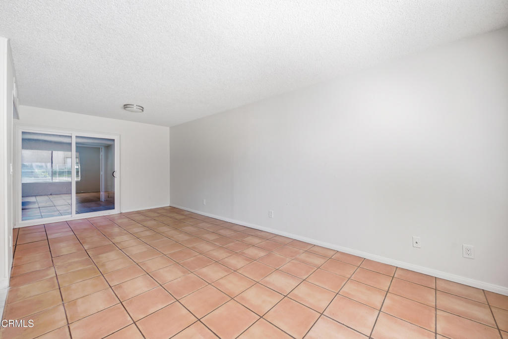2464 Manzanita Drive