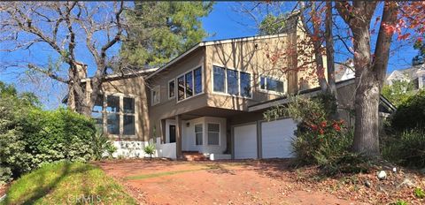 Photo of 31991 VIAPAVO REAL Real, Coto de Caza, CA 92679 (MLS # OC25263444)