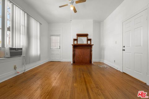 Tiny photo for 1223 W 23rd Street, Los Angeles, CA 90007 (MLS # 25577989)