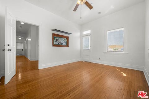 Tiny photo for 1223 W 23rd Street, Los Angeles, CA 90007 (MLS # 25577989)